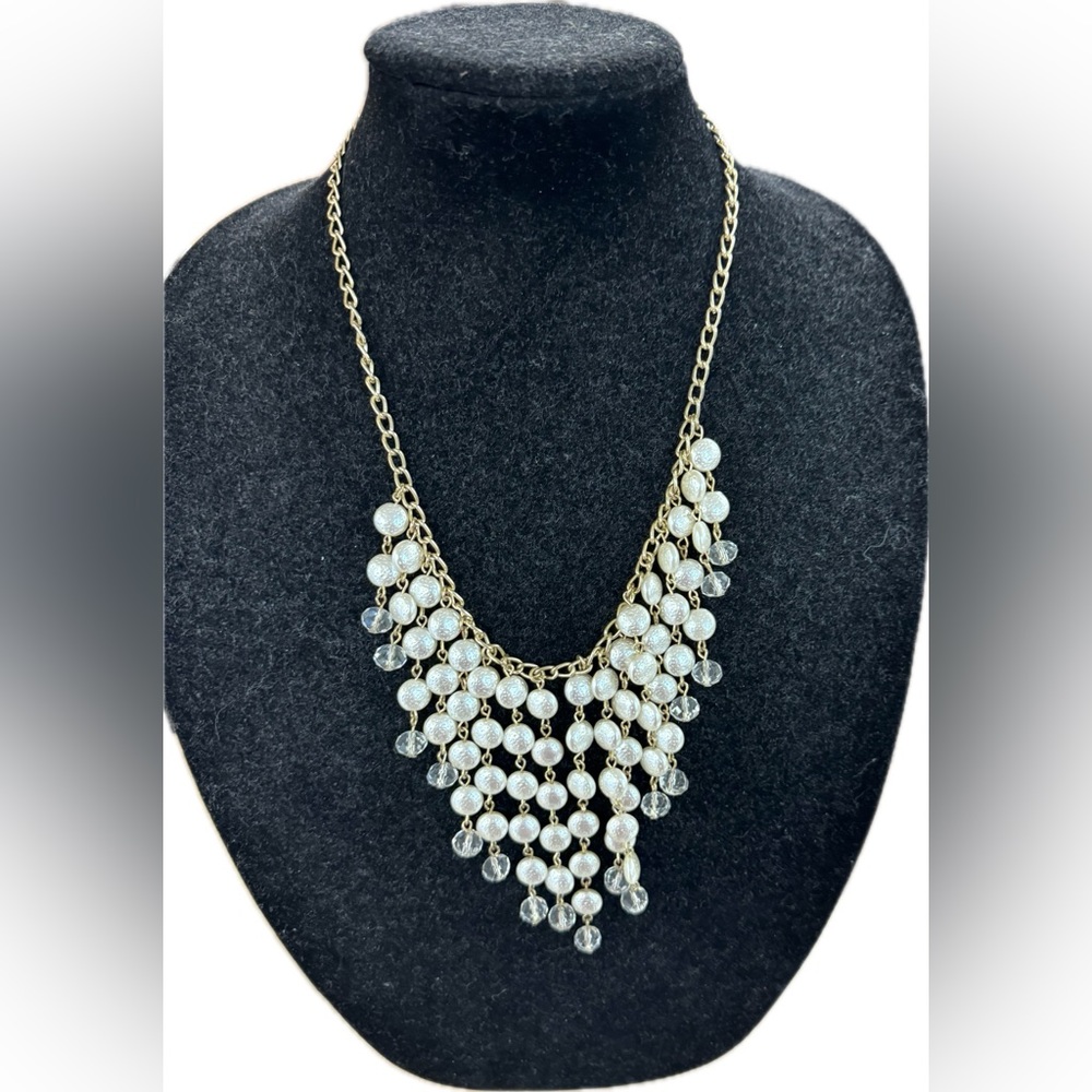 Vintage‎ Necklace Gold Toned Faux Pearls & Clear Faceted Beads